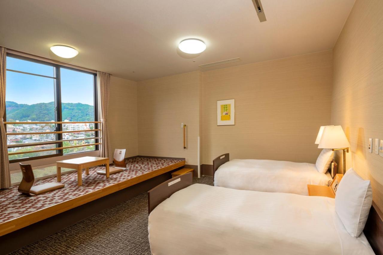 Kamenoi Hotel Ome Bagian luar foto