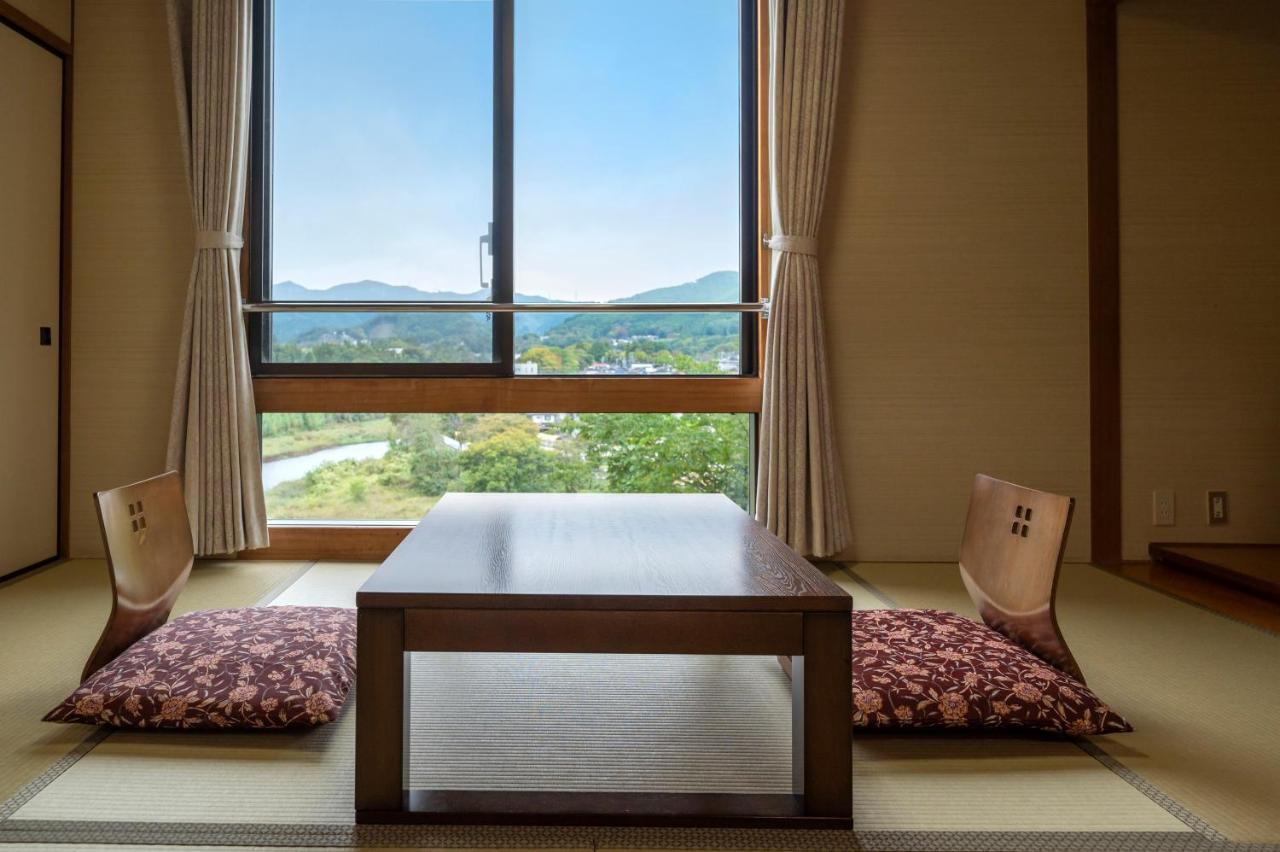 Kamenoi Hotel Ome Bagian luar foto
