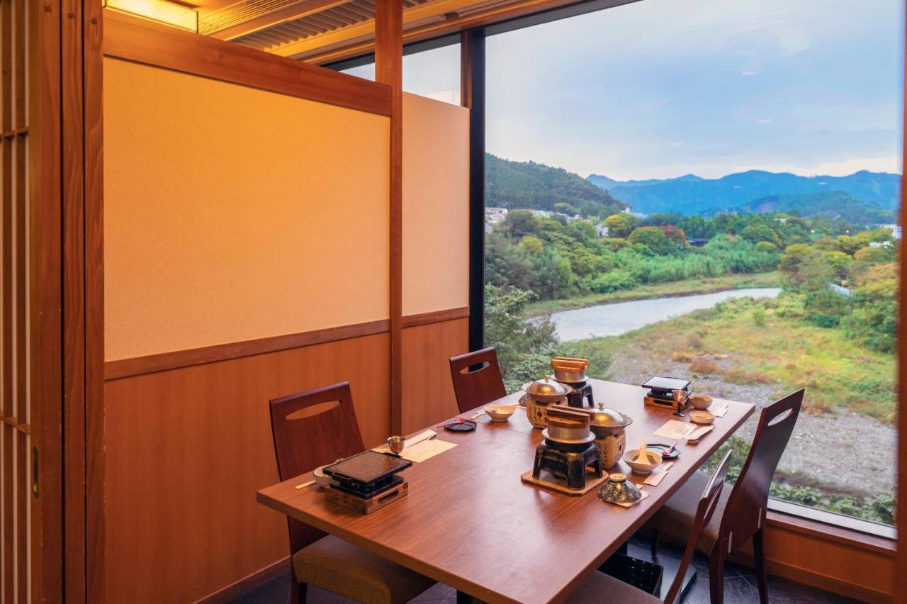 Kamenoi Hotel Ome Bagian luar foto
